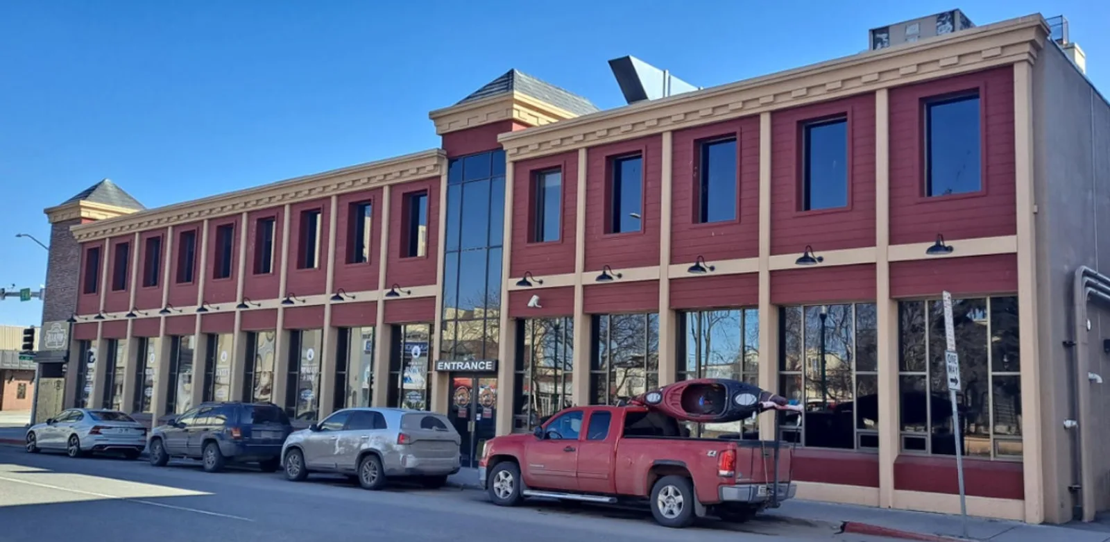 The entrance on E Street